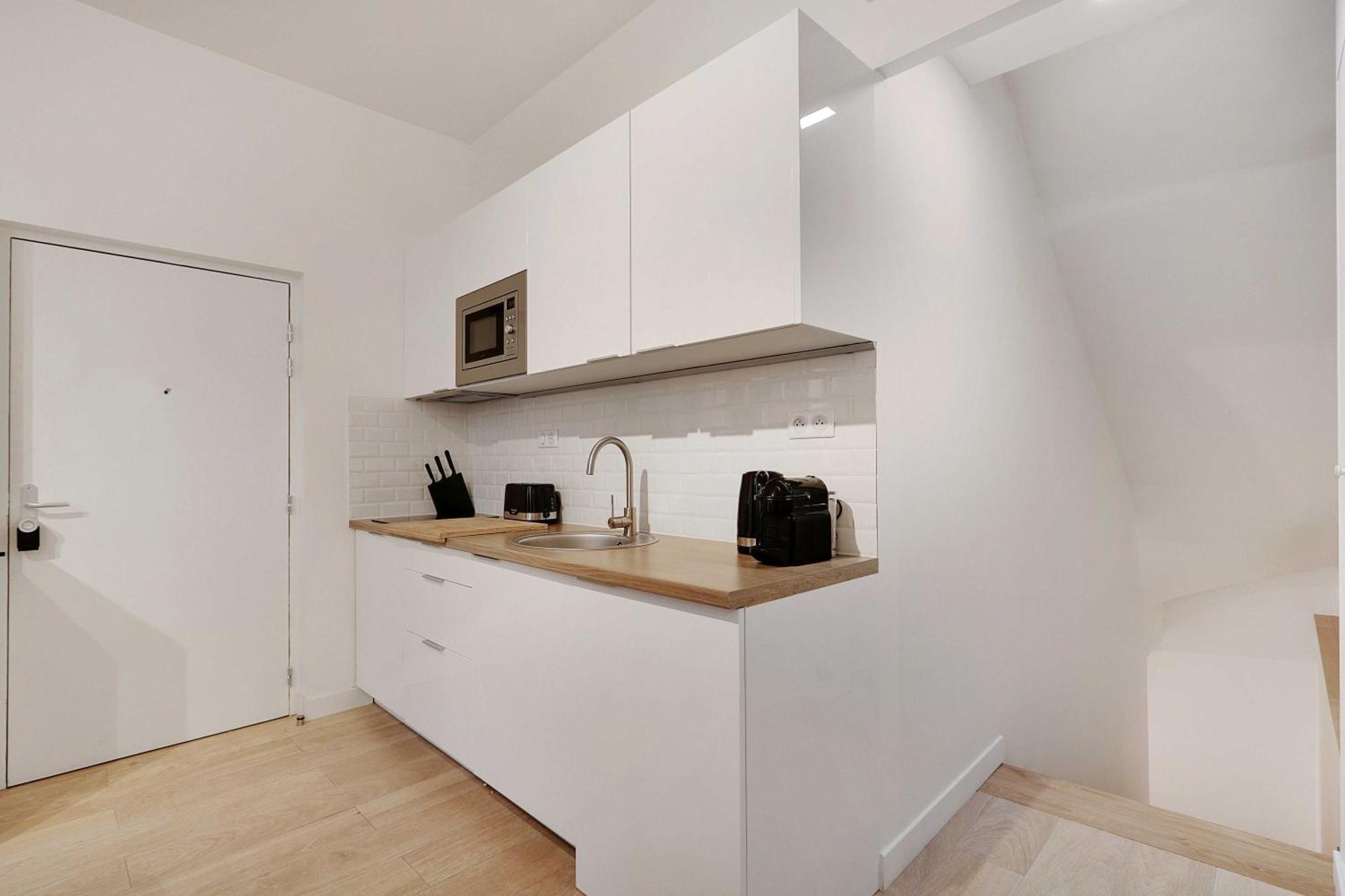 Intimate Apartment With Air Conditioner & Jacuzzi 2Br 6P Montmartre Paris Bagian luar foto